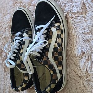 Vans Men's Black and Tan Checkered Sneakers Shoes Laces